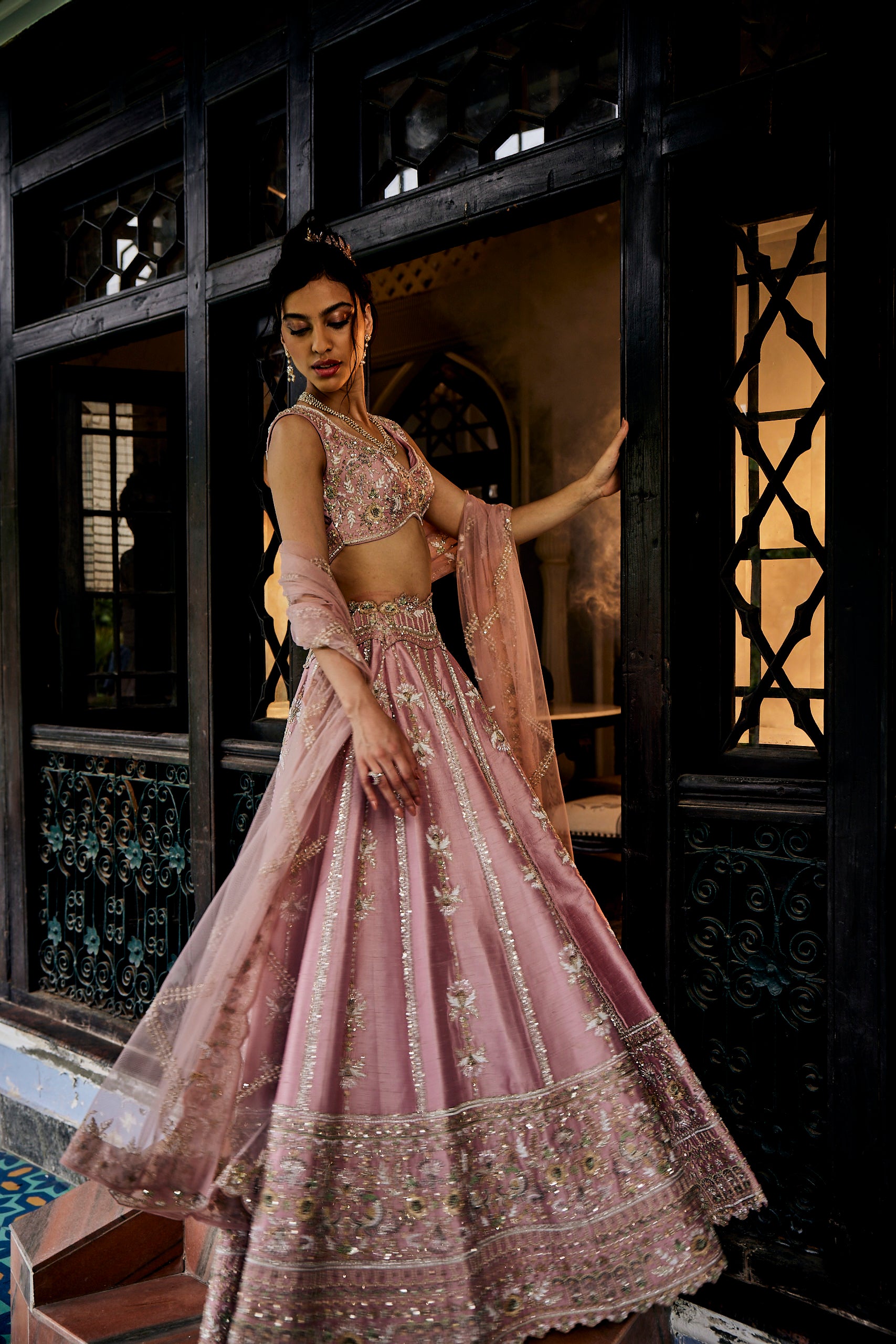 Themis Lehenga Set