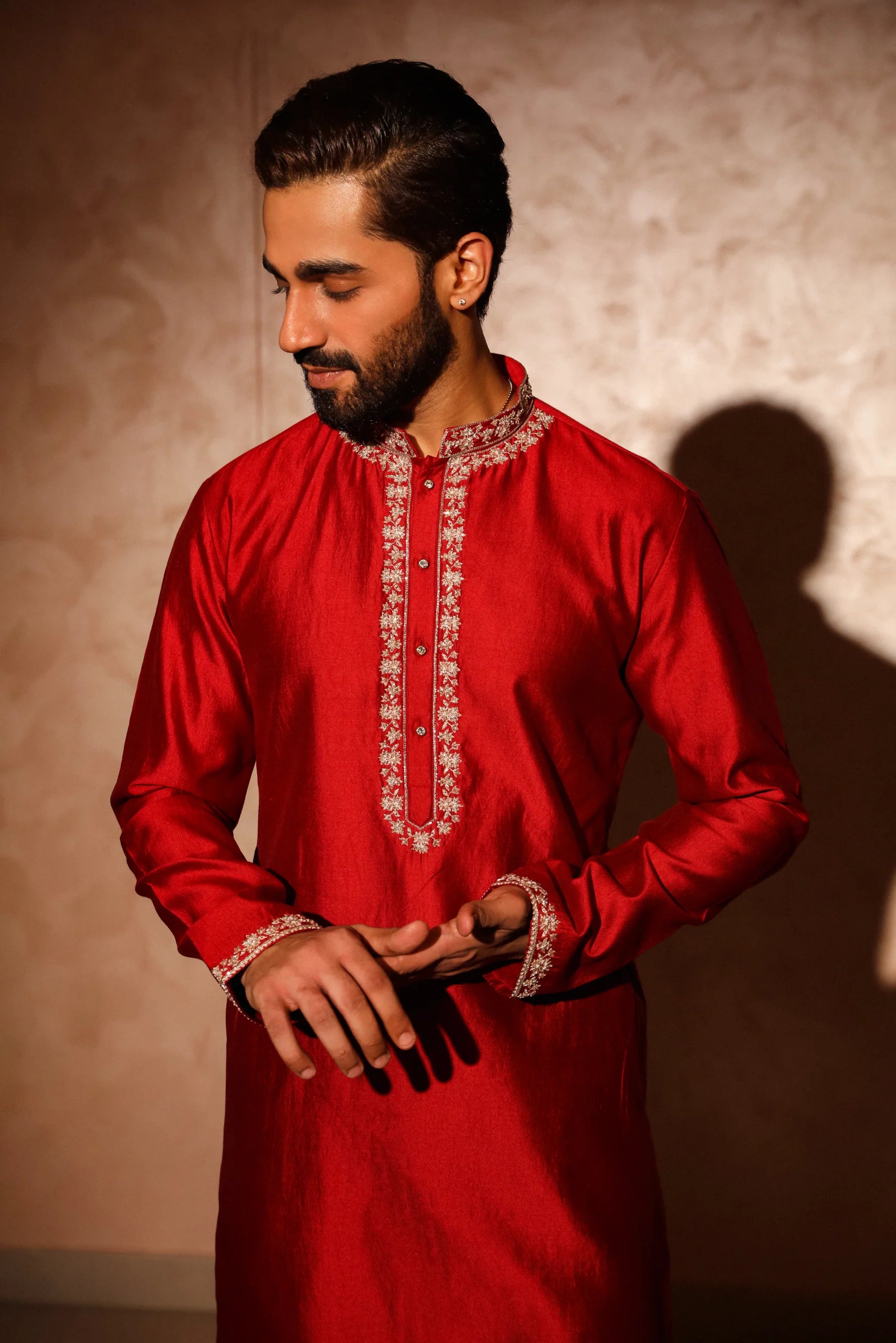 Maroon Embroidered kurta Set